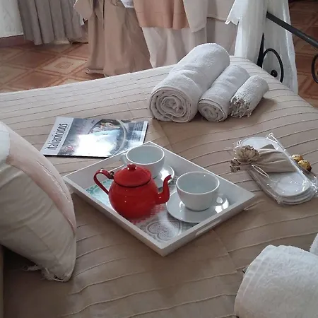Susanna Nocleg ze śniadaniem 3*